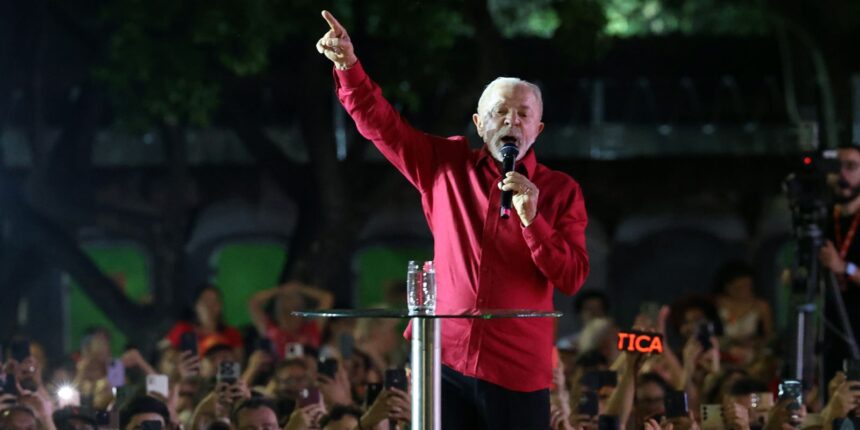 Plano de Lula promete ampliar saúde, segurança e renda no país