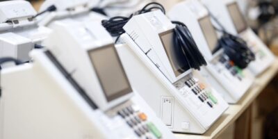 São Paulo inicia preparação de 114,5 mil urnas para eleições de outubro