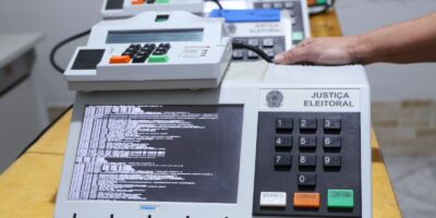 TSE lacra sistemas das urnas para eleições gerais