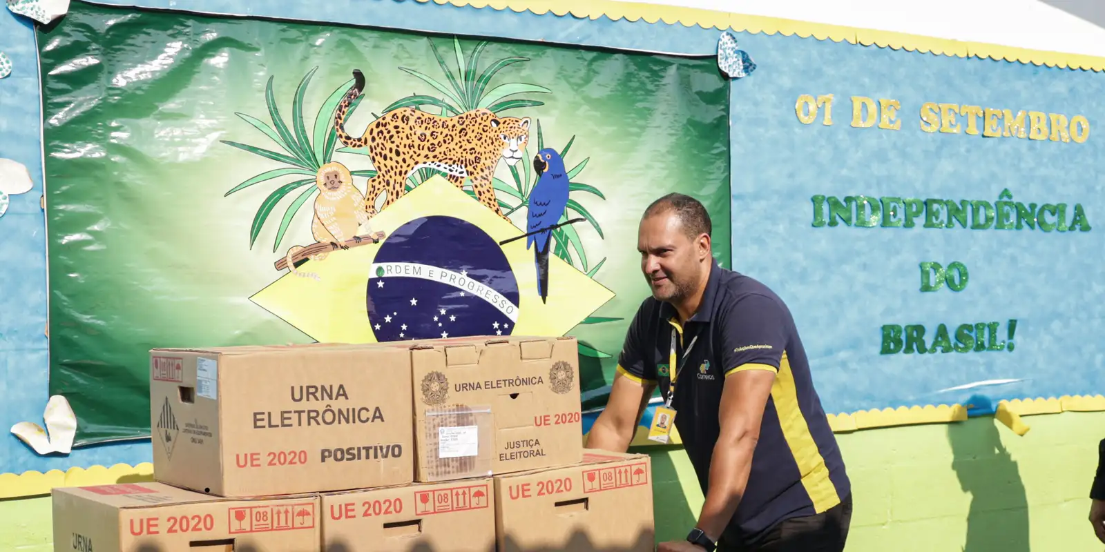 Eleitor com voto em trânsito deve votar no novo local em 2026