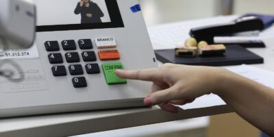 Faltou no primeiro turno? Eleitor regular pode votar no segundo