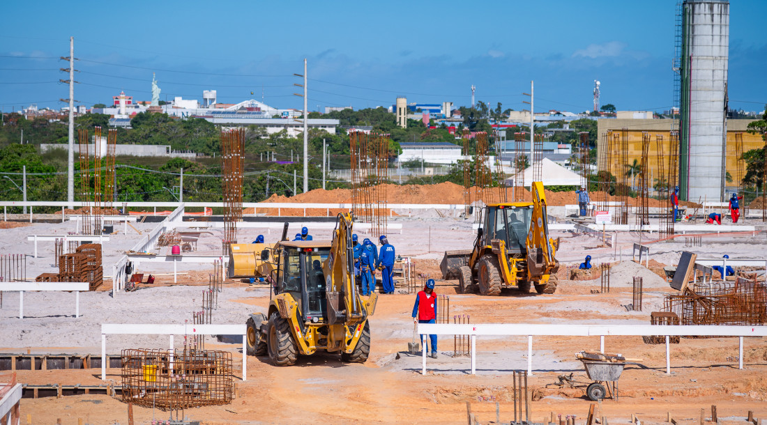 Governo conclui terraplanagem do novo Complexo Materno-Infantil
