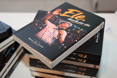 Obra reúne relatos sobre o legado de João Alves Filho na Alese