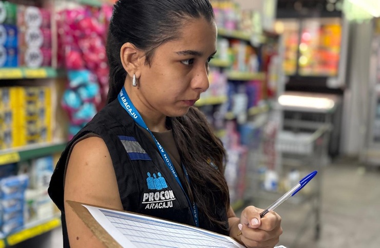 Procon encontra diferença de 329% em itens da cesta básica de Aracaju